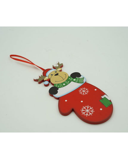 Ornament de brad ren in manusa