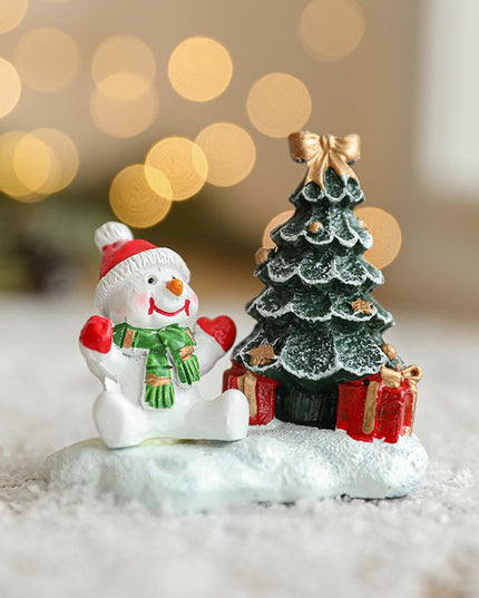 Ornament de Craciun din Rasina pentru Decor, Model Om de Zapada cu Brad, Decoratiune de Birou pentru Craciun