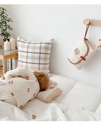 Patura Multifunctionala, pentru Schimbat Scutec, Impermeabila, din Bumbac,Portabila, Model Veverita