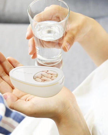 Taiat Pastile si Depozitare Medicamente, Alba,Compacta si Portabila, Ideala Pentru Calatorii