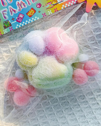 Jucarie Antistres Squishy, cu Revenire Lenta, Squeeze Pinch Family, Model Labuta de Pisica Pufoasa, 6x6 cm, 70g, Ambalaj