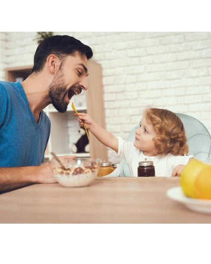 Scaun de Masa pentru Bebelusi si Copii, cu Roti, Telescopic, Pliabil, Masuta Reglabila, Suport Picioare, Scaun cu Invelis Piele Artificiala, Centura Siguranta, Spatiu Depozitare