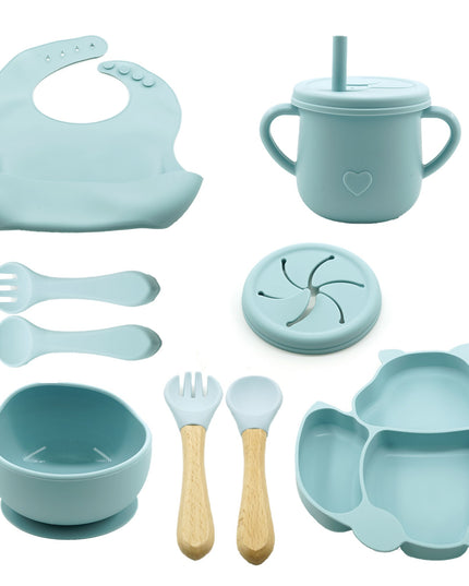 Set 10 piese diversificare bebelusi si copii din silicon baveta, farfurie compartimentata cu ventuza, bol cu ventuza, tacamuri din lemn si silicon, cana pentru gustari, fara alergeni, baby blue