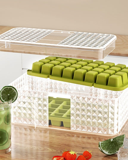 3 forme pentru gheata si o caserola pentru depozitare 96 de cuburi