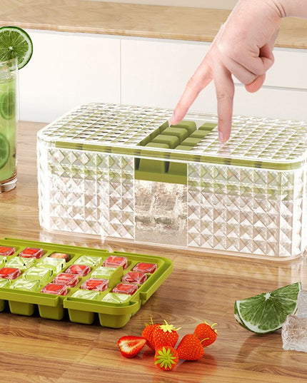 3 forme pentru gheata si o caserola pentru depozitare 96 de cuburi