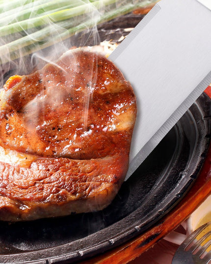 3 spatule pentru gratar din metal, margini subtiri, suprafata antiaderenta, rezistente la temperaturi ridicate, maner ergonomic din lemn, 3 forme, agatatoare