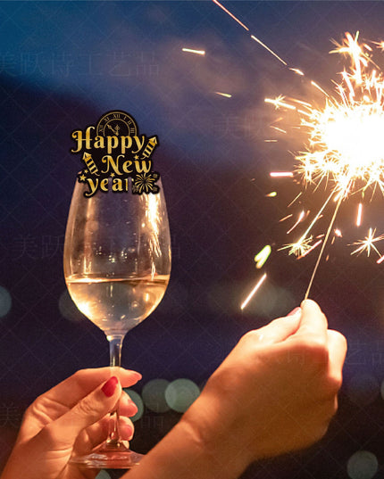 6 Decoratiuni pentru Pahare de Cocktail, Tema Anul Nou, din Hartie