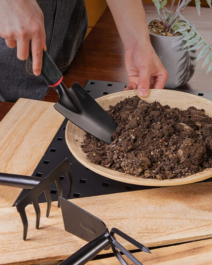 9 Unelte de Gradina pentru Plantare Prelucrare Sol si Ingrijire Plante, Material PVC si cardboard