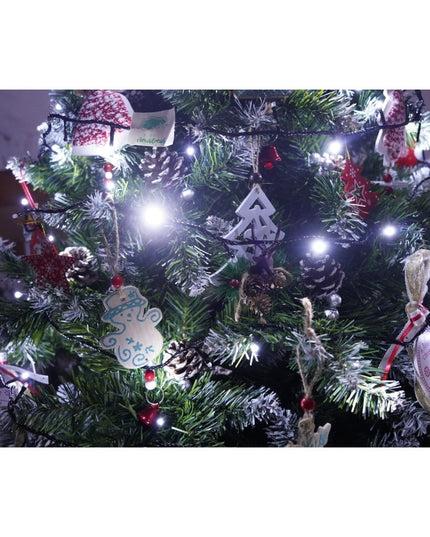 Set brad artificial de Craciun si elemente decorative, nins, decorat cu conuri pin, pentru perete/colt, inaltime 210 cm, diametru 149 cm, 1224 ramuri,suport metalic inclus