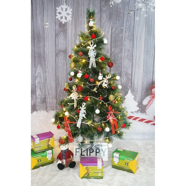 brad artificial de Craciun si elemente decorative tip pin inzapezit tip 1, inaltime , diametru , 160 ramuri cu ace 3D