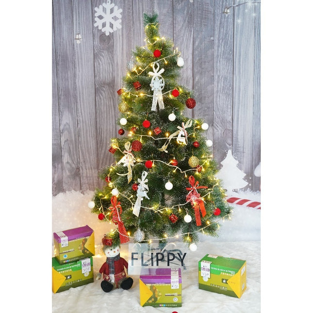 brad artificial de Craciun si elemente decorative tip pin inzapezit tip 2, inaltime , diametru , 160 ramuri cu ace 3D