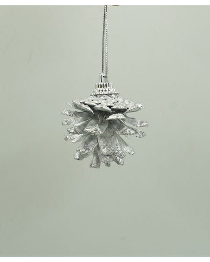 de 12 ornamente de brad, de tip Glob