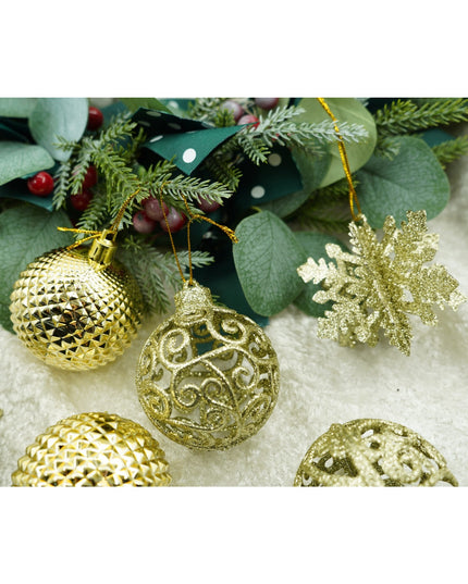 de 12 ornamente de brad, de tip Glob