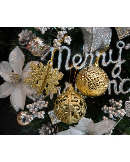 de 12 ornamente de brad, de tip Glob