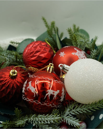 de 24 ornamente de brad, de tip Glob