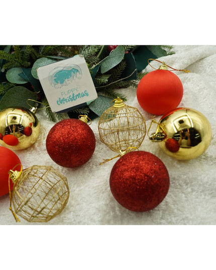 de 28 ornamente de brad, de tip Glob