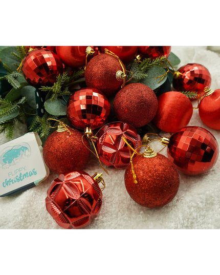 de 28 ornamente de brad, de tip Glob