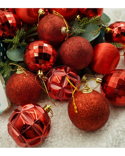 de 28 ornamente de brad, de tip Glob