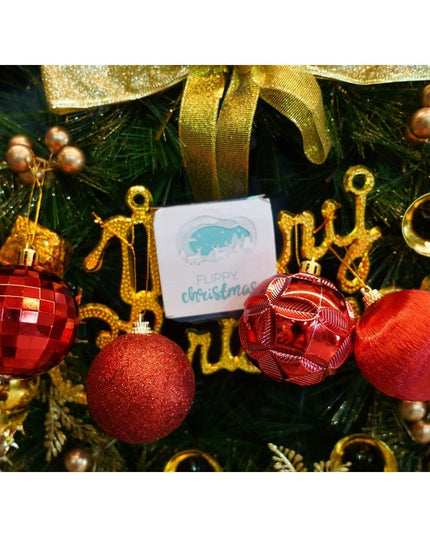 de 28 ornamente de brad, de tip Glob