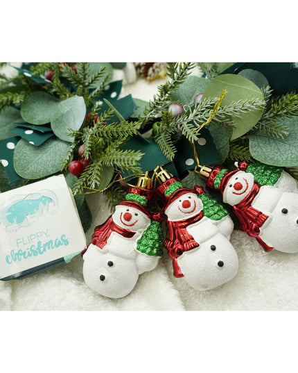 de 3 ornamente de brad, de tip Om de zapada