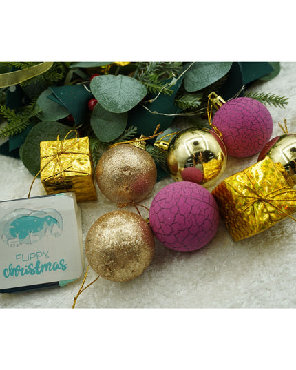 de 35 ornamente de brad, de tip Glob