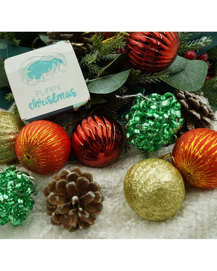 de 35 ornamente de brad, de tip Glob