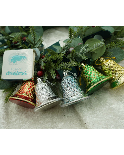 de 6 ornamente de brad, de tip Clopotel