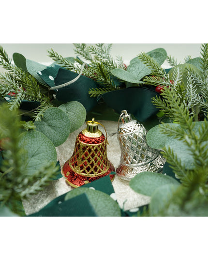 de 6 ornamente de brad, de tip Clopotel