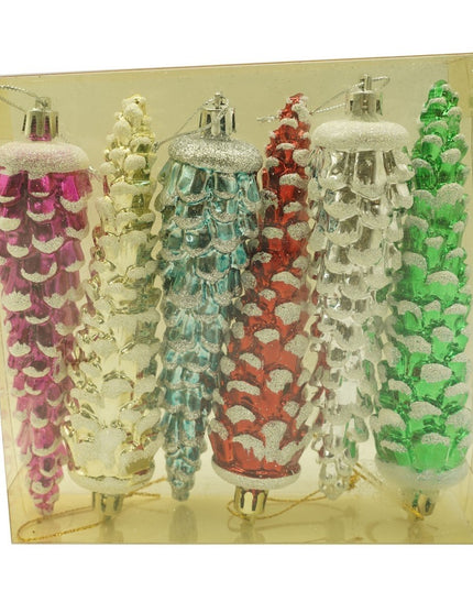 de 6 ornamente de brad, de tip Con de brad