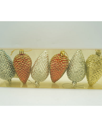 de 6 ornamente de brad, de tip Con de brad