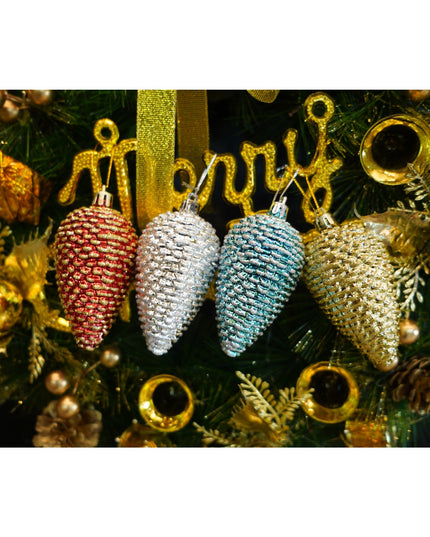 de 6 ornamente de brad, de tip Con de brad