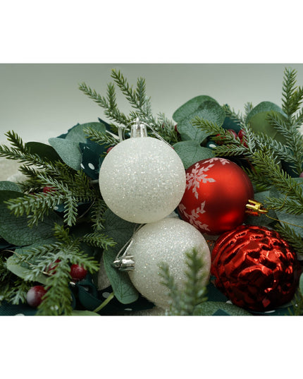 de 7 ornamente de brad, de tip Glob